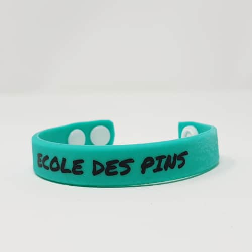 bracelet plastique réglable avec clip